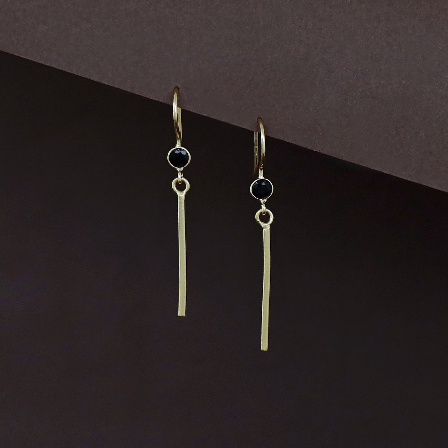 Golden Sticky Glossy Round Drop